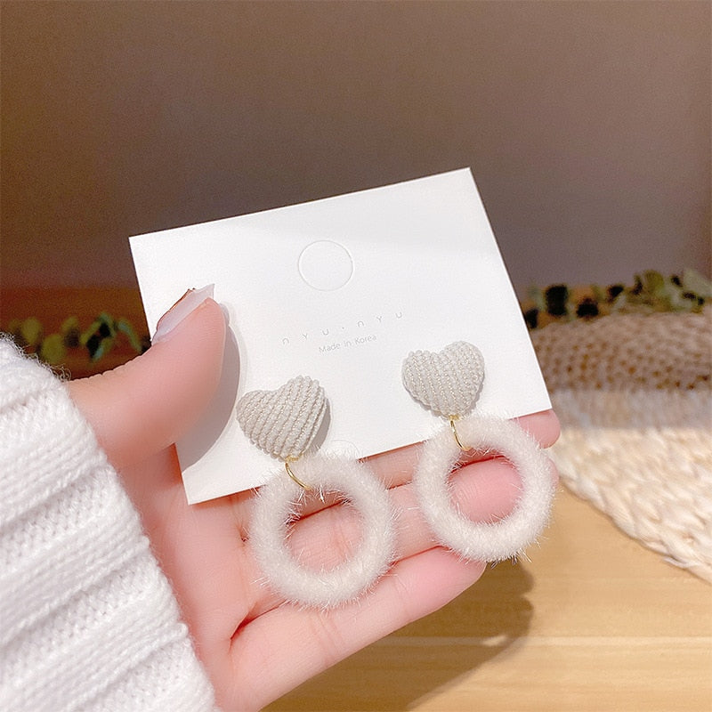 South Korea web celebrity super fairy temperament elegant Hyun fashion fashion earrings delicate purple flowers rose earrings