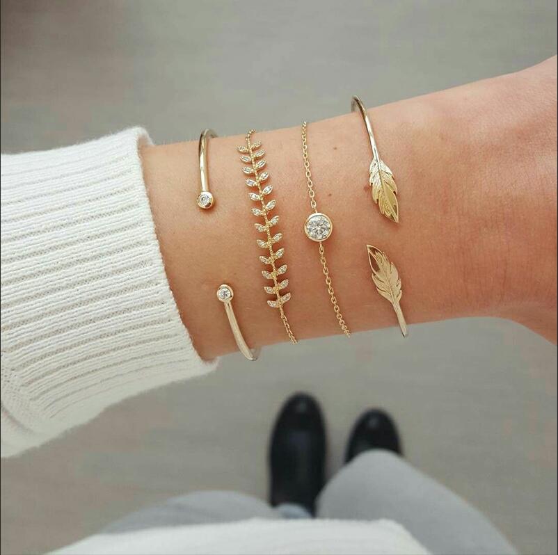 Tocona 30 Styles Bohemian Bracelet Set for women Shell Star Map Pineapple Heart Natural stone Beads chains Bangle Boho Jewelry