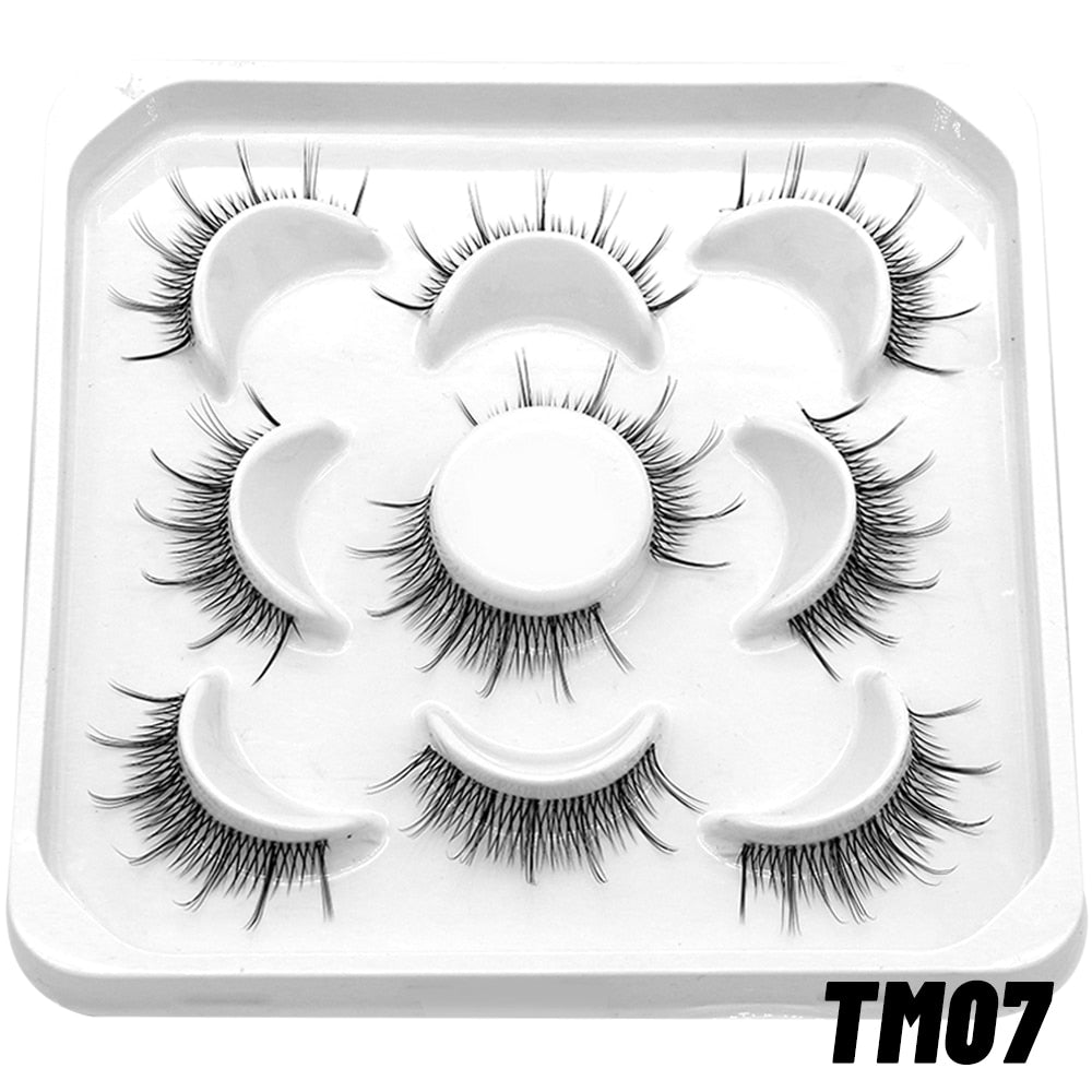 GROINNEYA 10 Pairs Natural False Eyelashes Manga Lashes 3d Faux Mink Lashes Soft Winged Natural Realistic Eyelash Extension