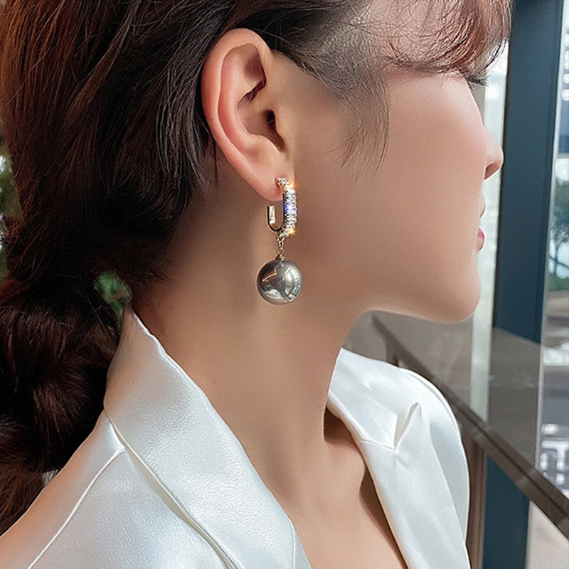 2021 New Fashion Korean Oversized White Pearl Drop Earrings for Women Bohemian Golden Round Pearl Wedding Earrings Jewelry Gift