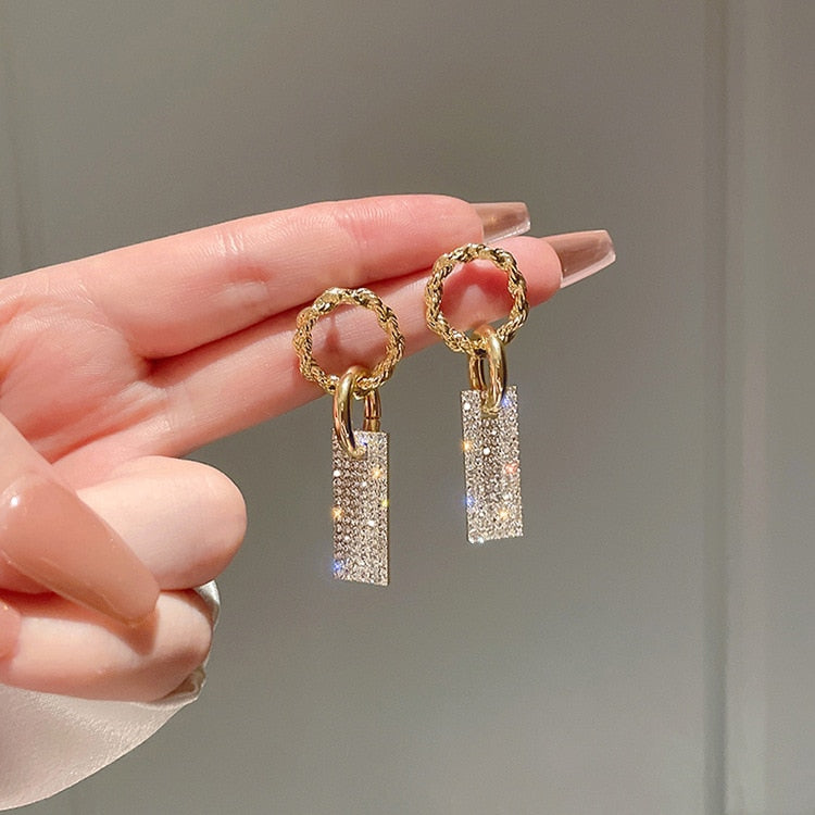 Korean Fashion Bling Bling Rhinestones Drop Earrings for Women Metallic Geometric Dangle Earrings Temperament Jewellery